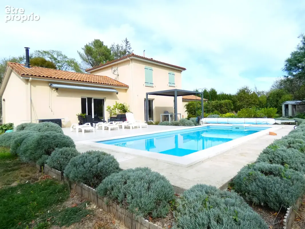 Photo Maison à Chamboret au prix de 328 600€