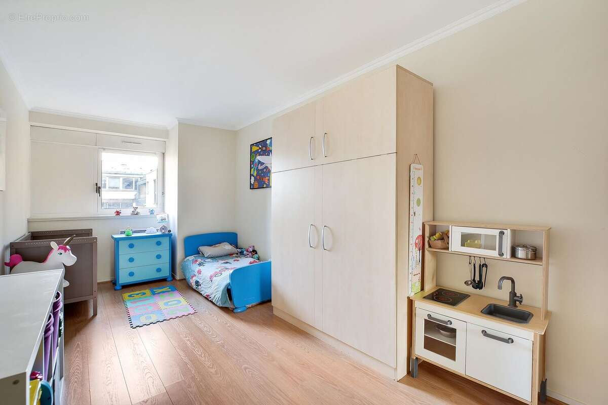 Photo 4 - Appartement à PARIS-11E