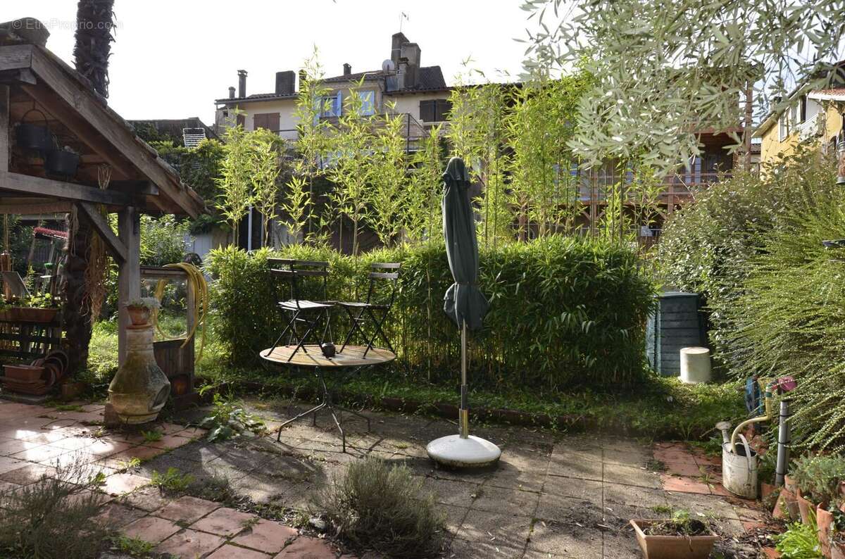 jardin - Maison à BASSOUES