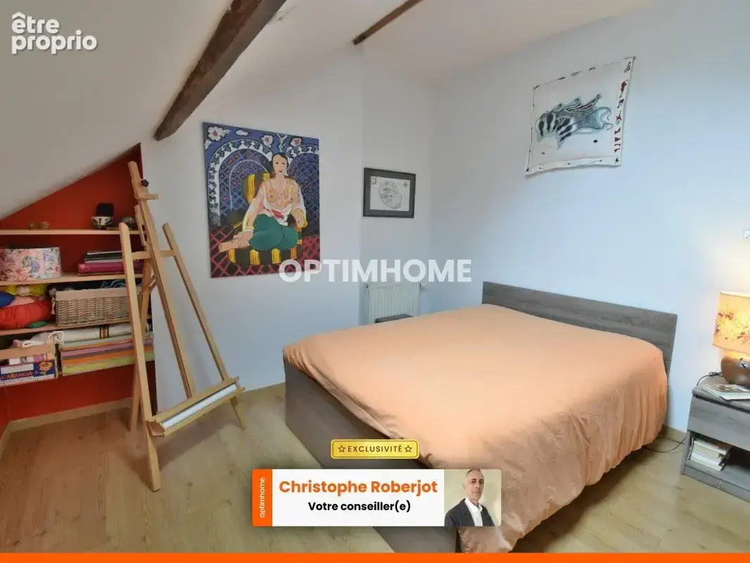 Rare à Chalon - Lumineux Appartement Atypique de 143m2 avec une magnifique pièce de vie et 4/5 chambres - photo 14