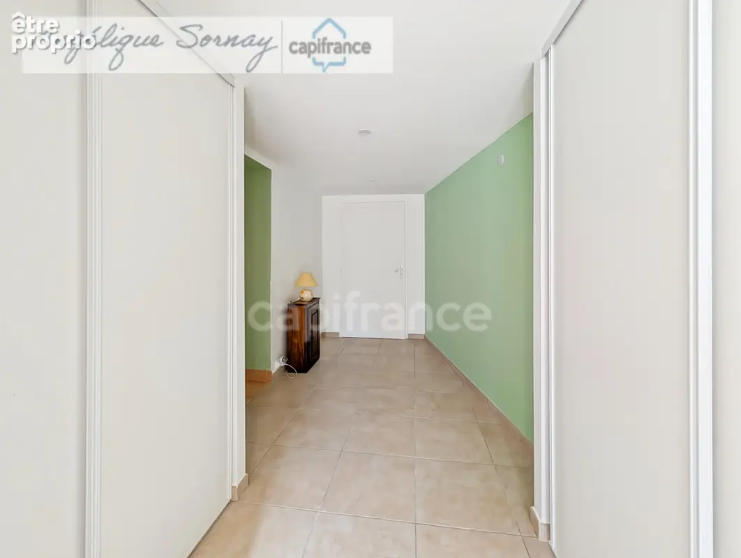 Louhans – 202 m² / 6 chambres / 2 500 m² / 4 garages – un potentiel rare ! - photo 11