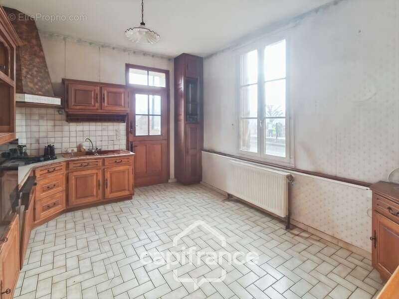 Maison à RUILLE-SUR-LOIR