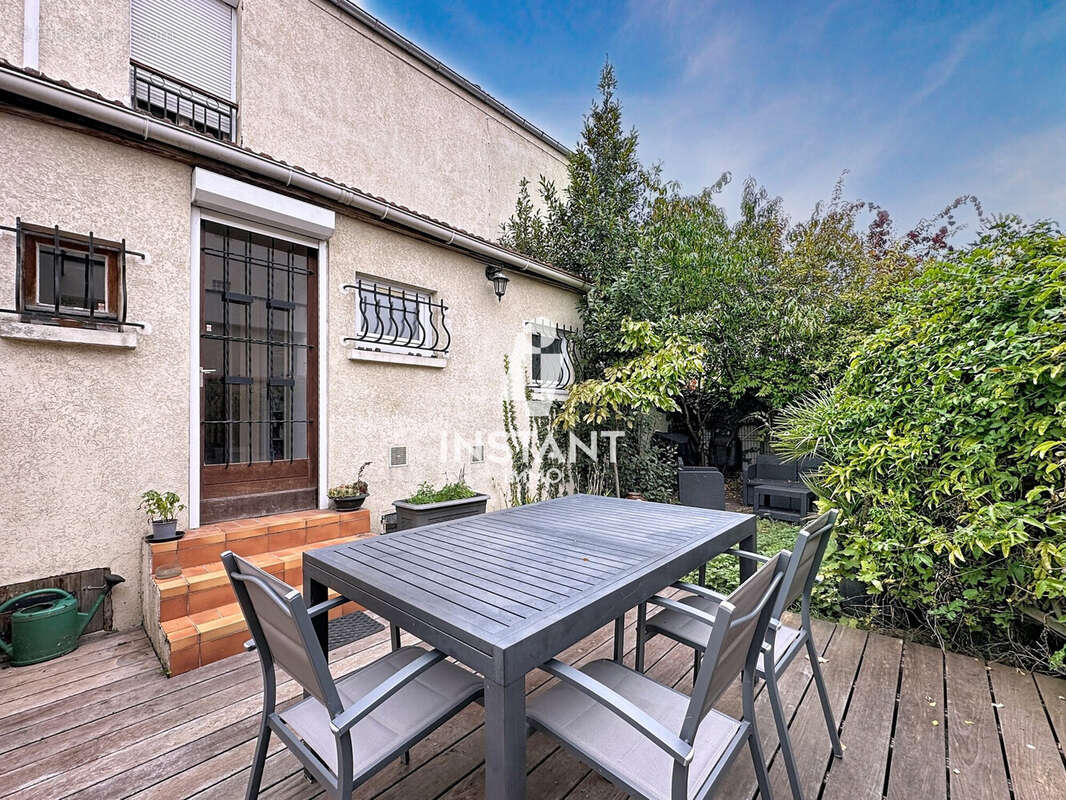 Maison à LE PERREUX-SUR-MARNE