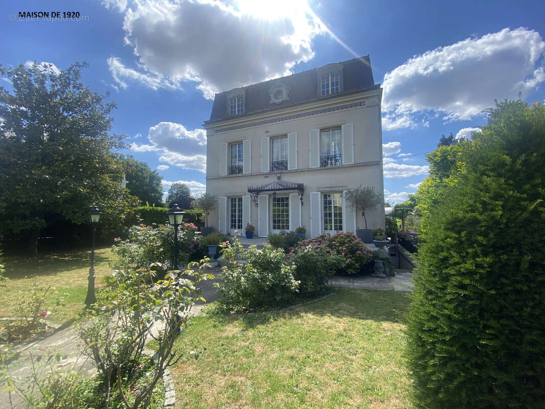 Maison à LE RAINCY