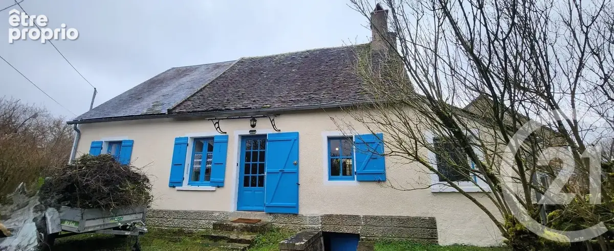 Maison à BAZOLLES