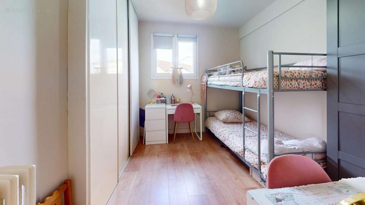 Appartement à NOGENT-SUR-MARNE