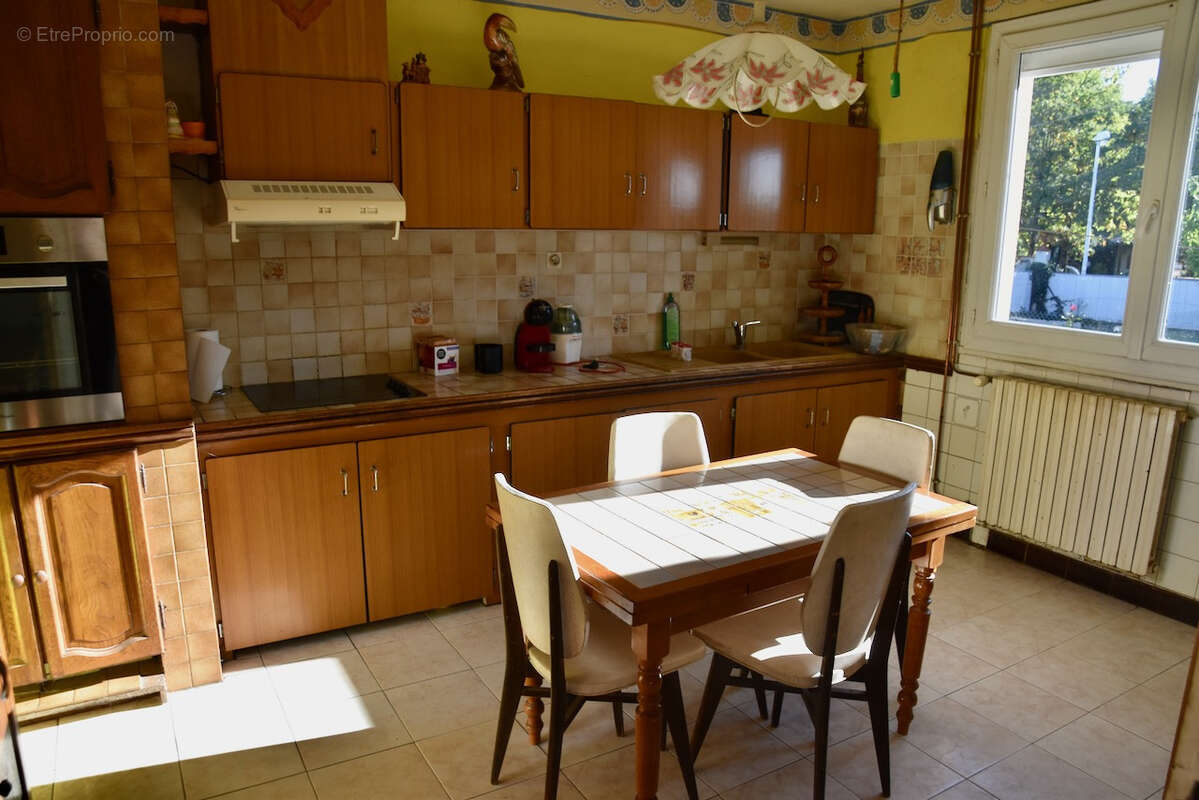 Maison de 127 m2 sur un terrain de 958 m2 - photo 6