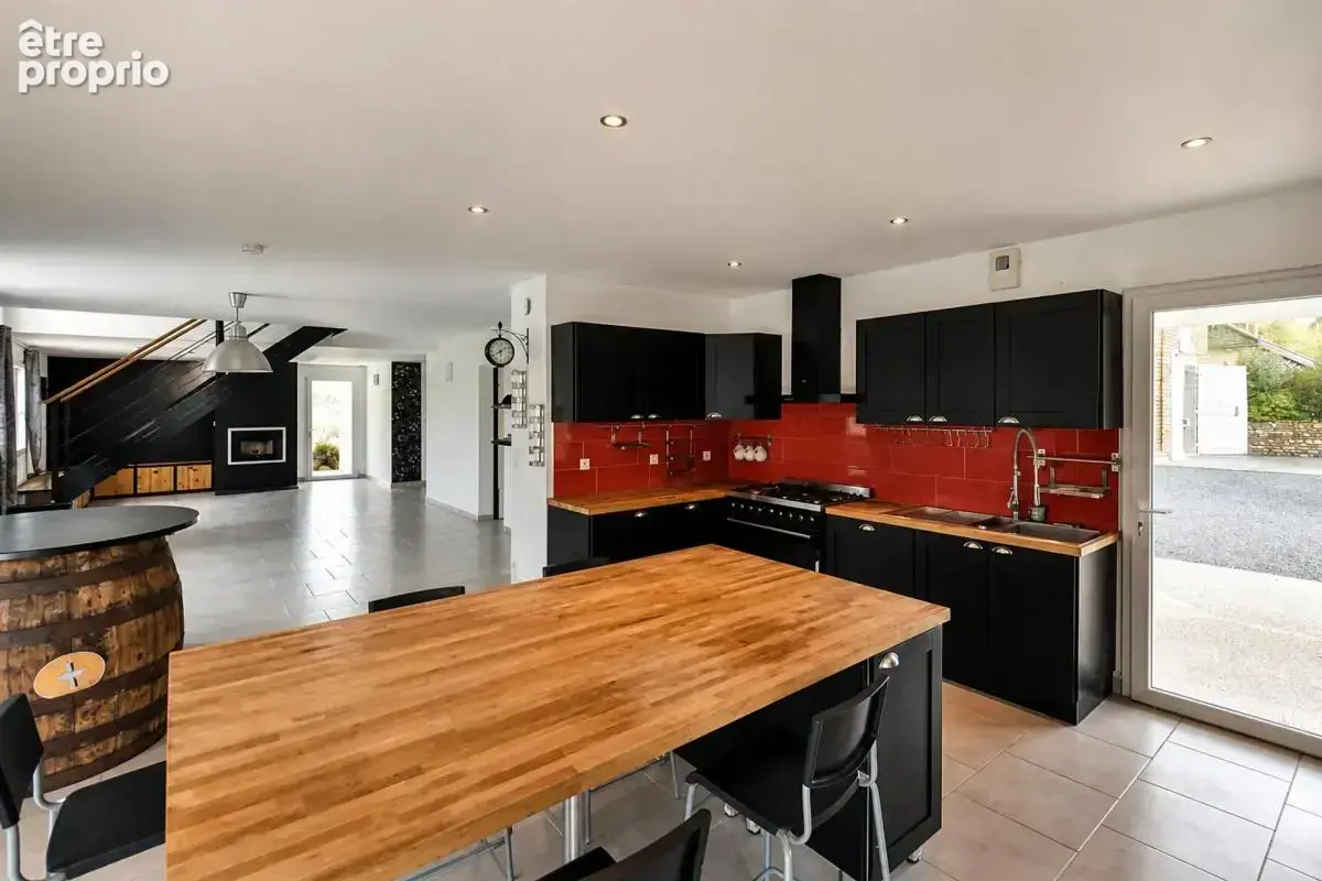 Maison 5 pièces de 166 m² à Argelos avec grange - photo 5