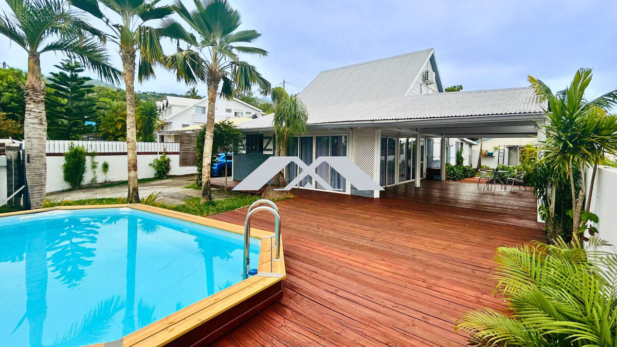 Maison à SAINT-DENIS