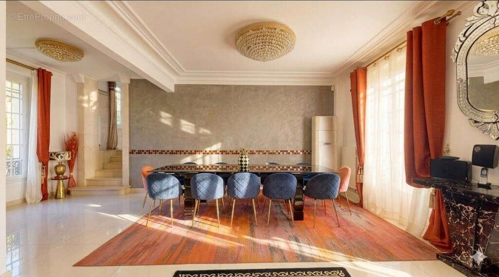 Maison à VILLEMOMBLE