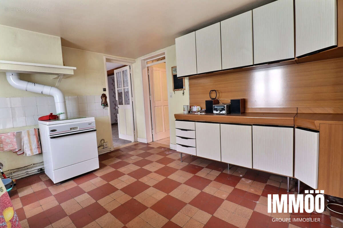 Maison 95 m² à Saint-Pierre-De-Varengeville  - photo 6