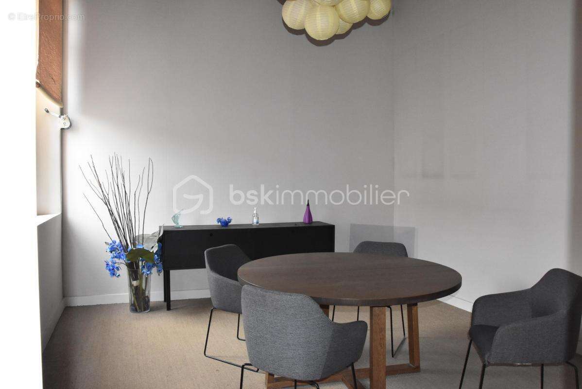 Commerce à CORBEIL-ESSONNES