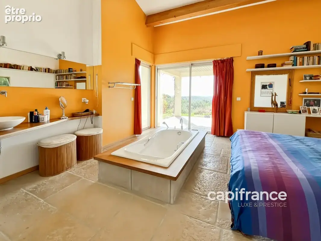 Villa contemporaine avec piscine à vendre SEILLANS (83) - photo 17
