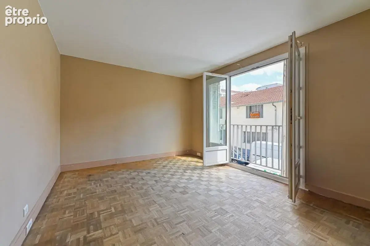 Appartement À Vendre - photo 2