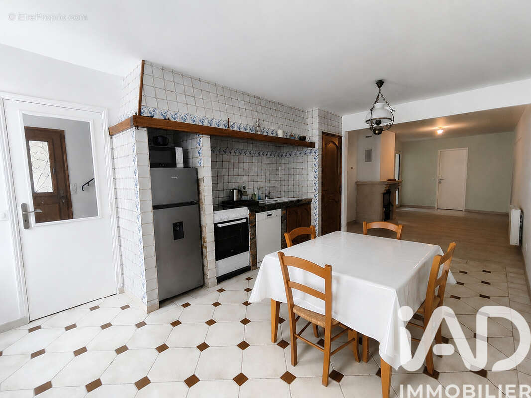 Maison 140 m² à Chalons-En-Champagne  - photo 3