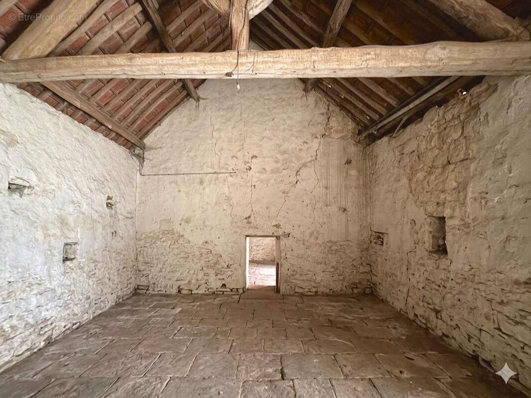 Maison à ENNERY
