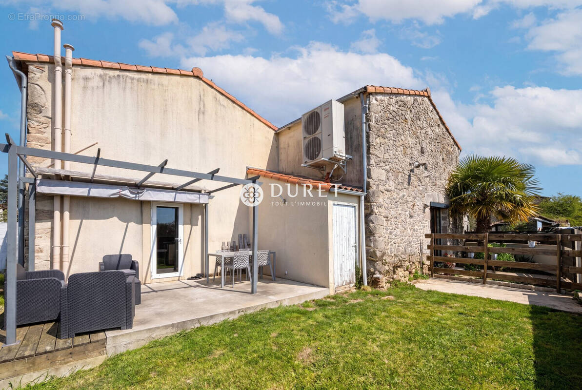 Maison à BOUSSAY