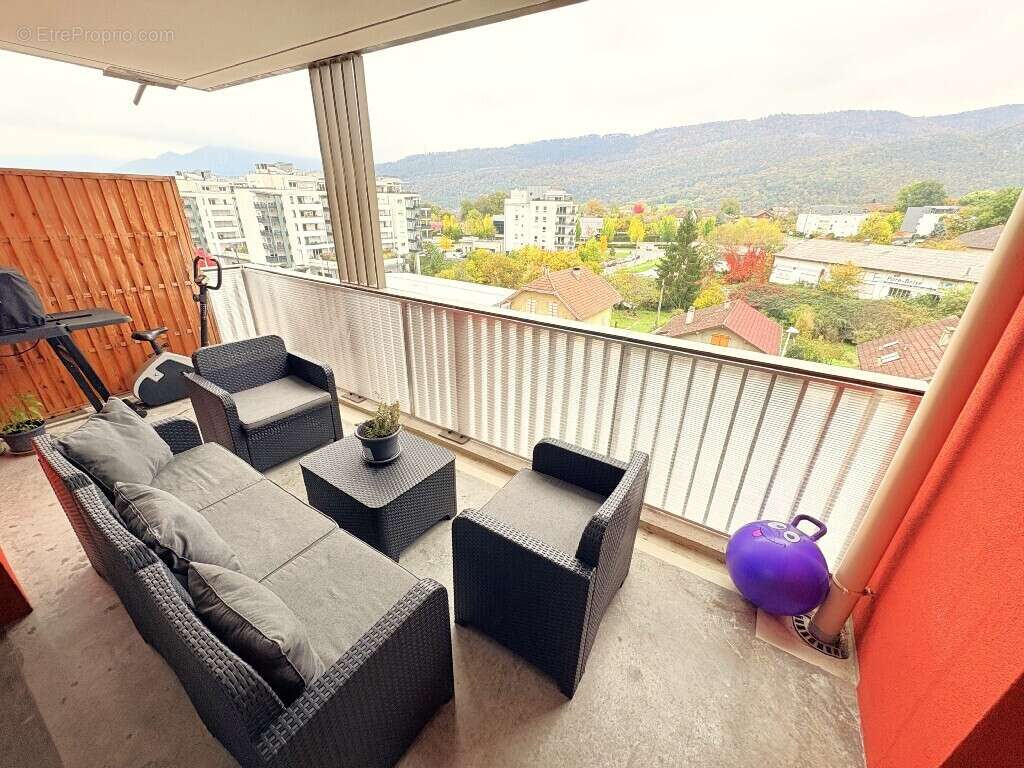 Appartement à SEYNOD