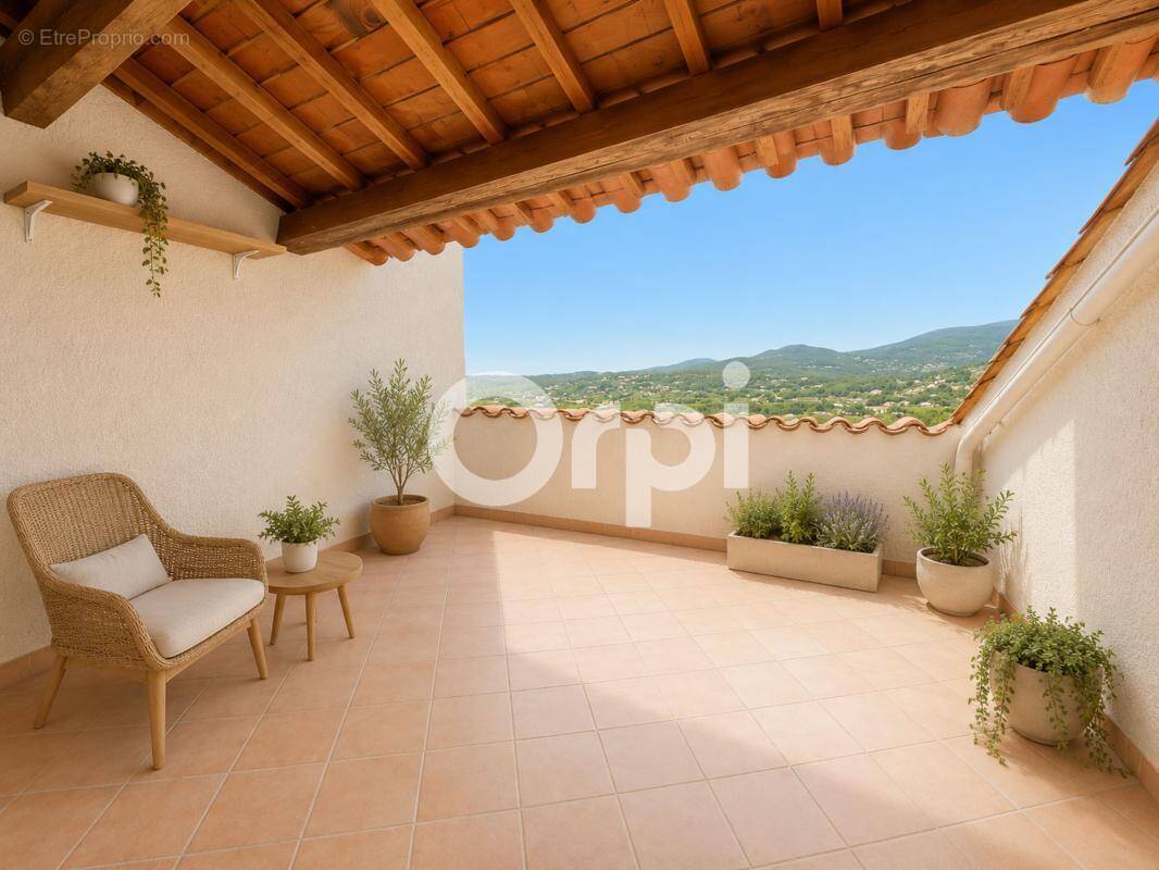 Appartement à FAYENCE