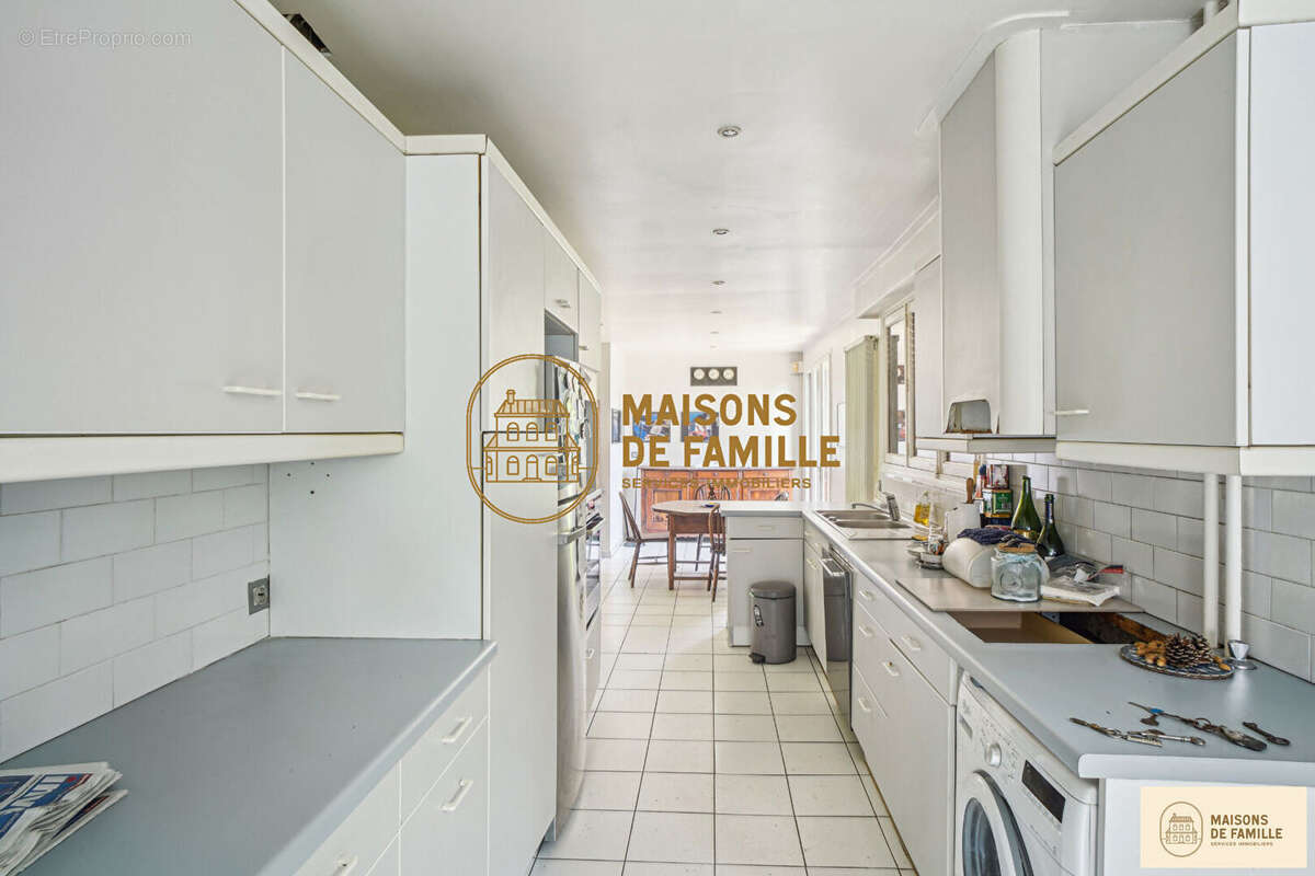 Maison à LA CELLE-SAINT-CLOUD