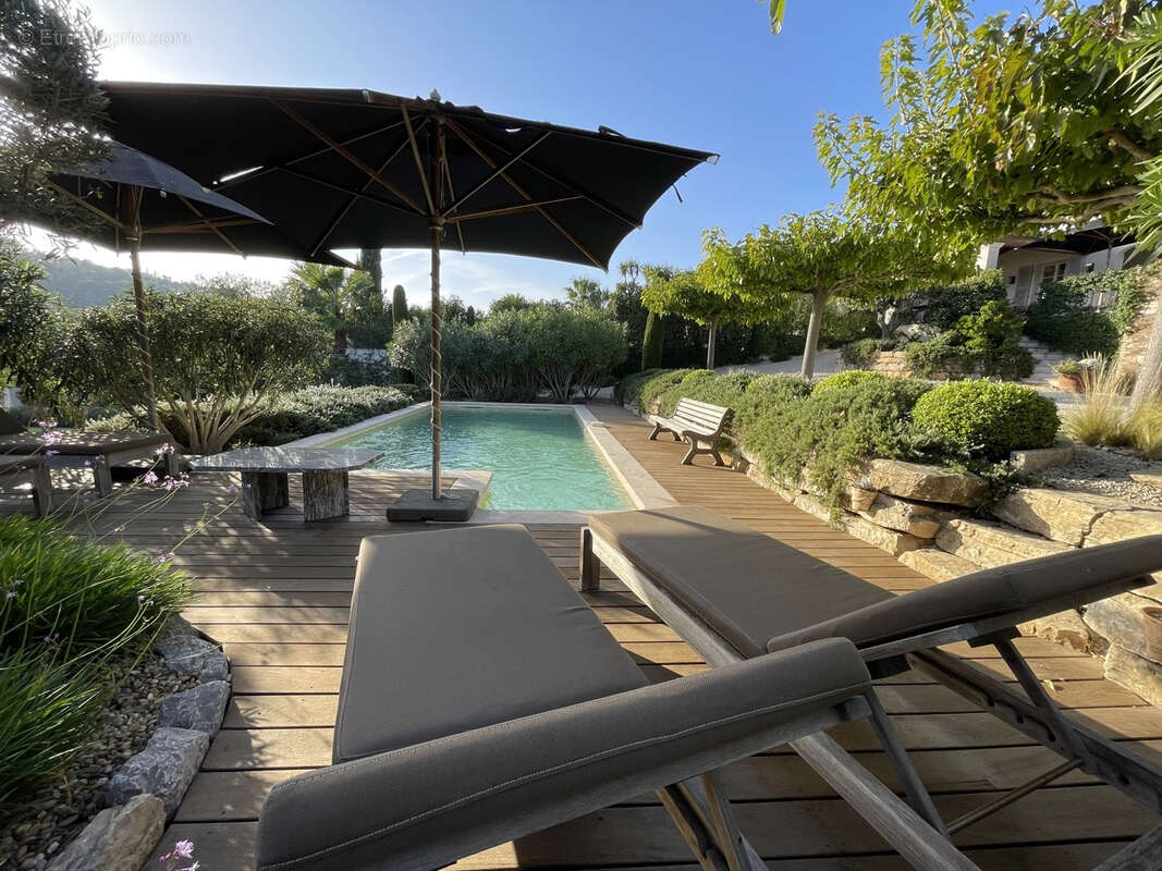 Maison à PLAN-DE-LA-TOUR