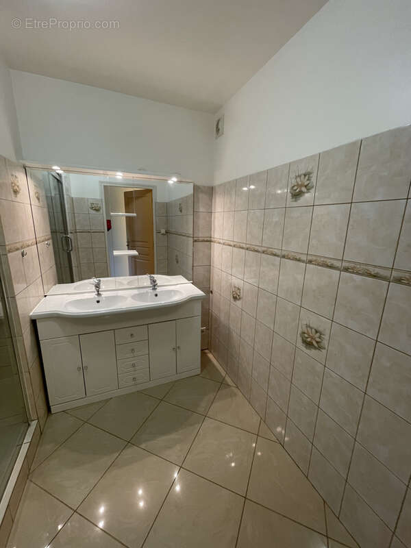 Appartement à ASNIERES-SUR-OISE