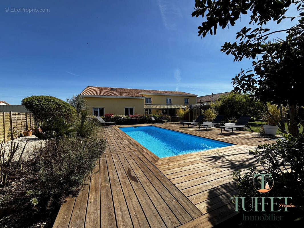 Maison à SAINT-SULPICE-DE-ROYAN