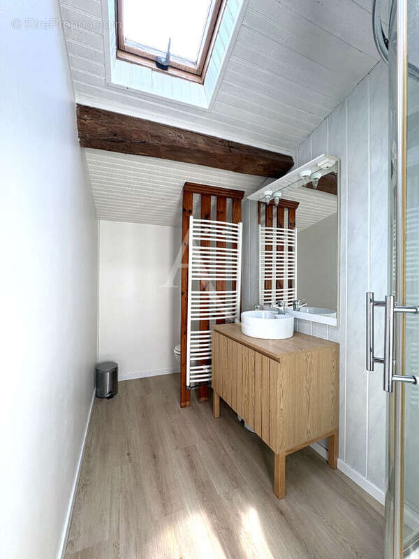 Maison 12 pièces -  6 chambres - LES VELLUIRE SUR VENDEE - photo 10