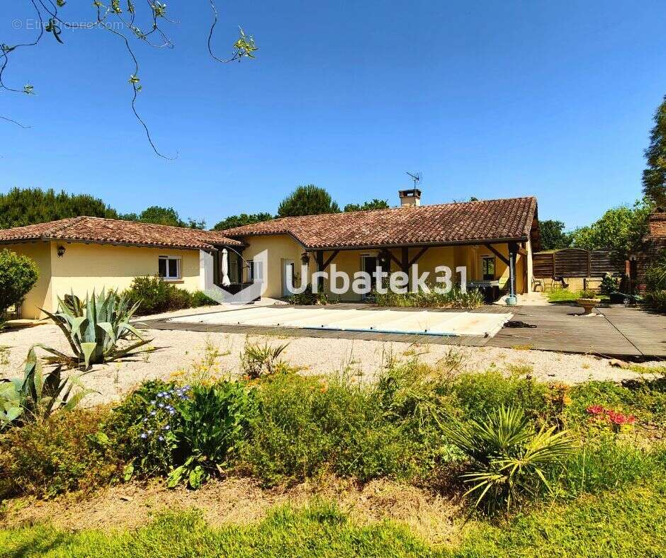 Maison à NOUGAROULET