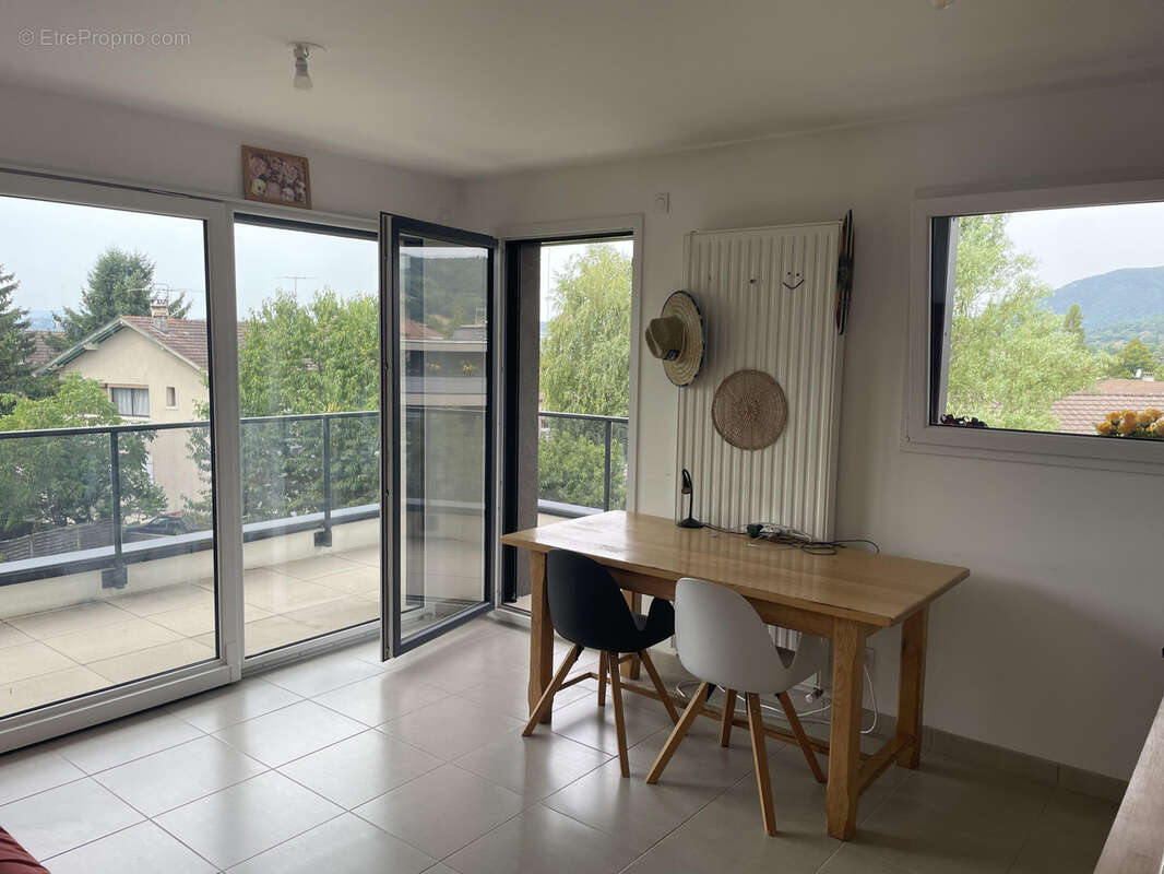 Appartement à ARGONAY