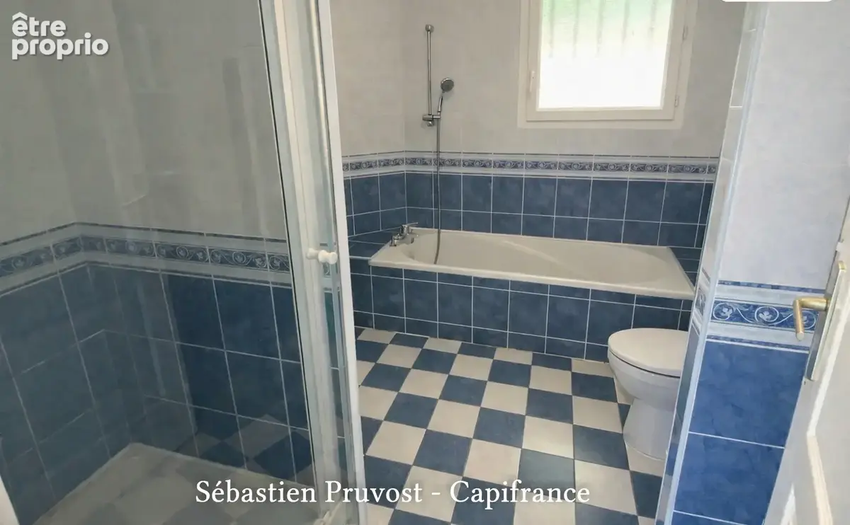 Maison Plain-pied 113.5m2+21.5m2 avec un gîte à vendre 4 pièces BRANTOME (24) - Garage, piscine chauffée 11x5 avec sa plage et c - photo 11