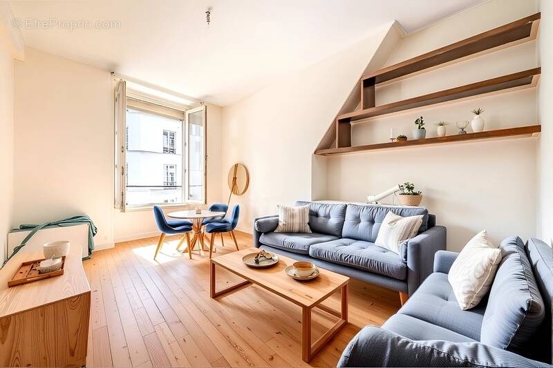 Appartement à PARIS-7E
