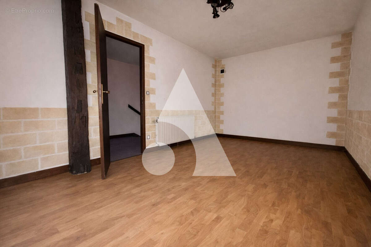 Maison à NAIVES-ROSIERES