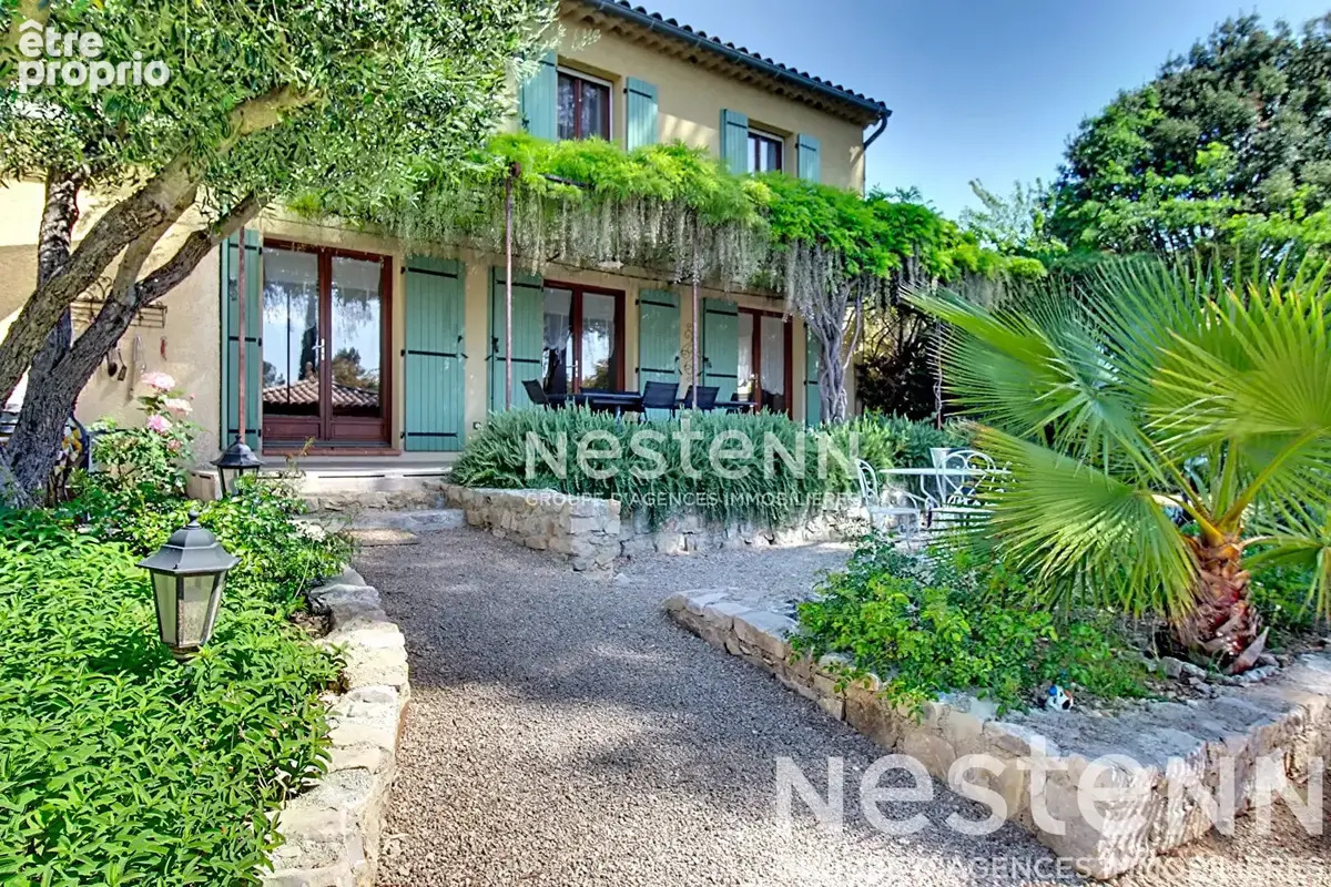 A VENDRE - Maison Le Thoronet 6 pièces  148 m2- terrain  1600m2- Piscine - Garage et carport - photo 17