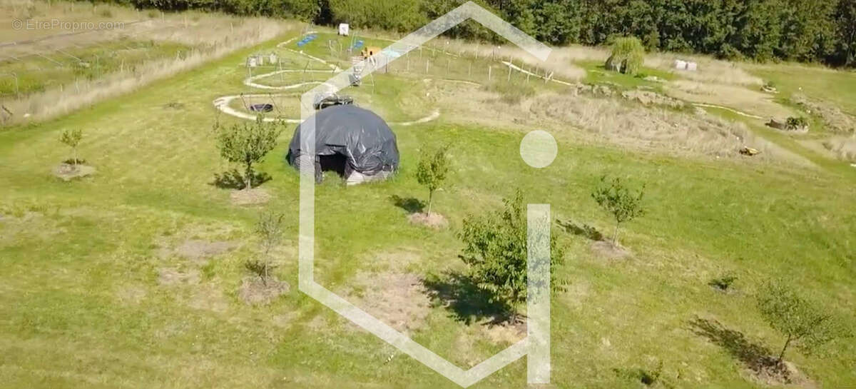 Maison à COSNE-COURS-SUR-LOIRE