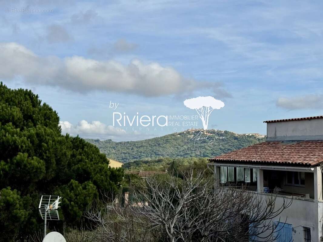 Appartement à LA CROIX-VALMER