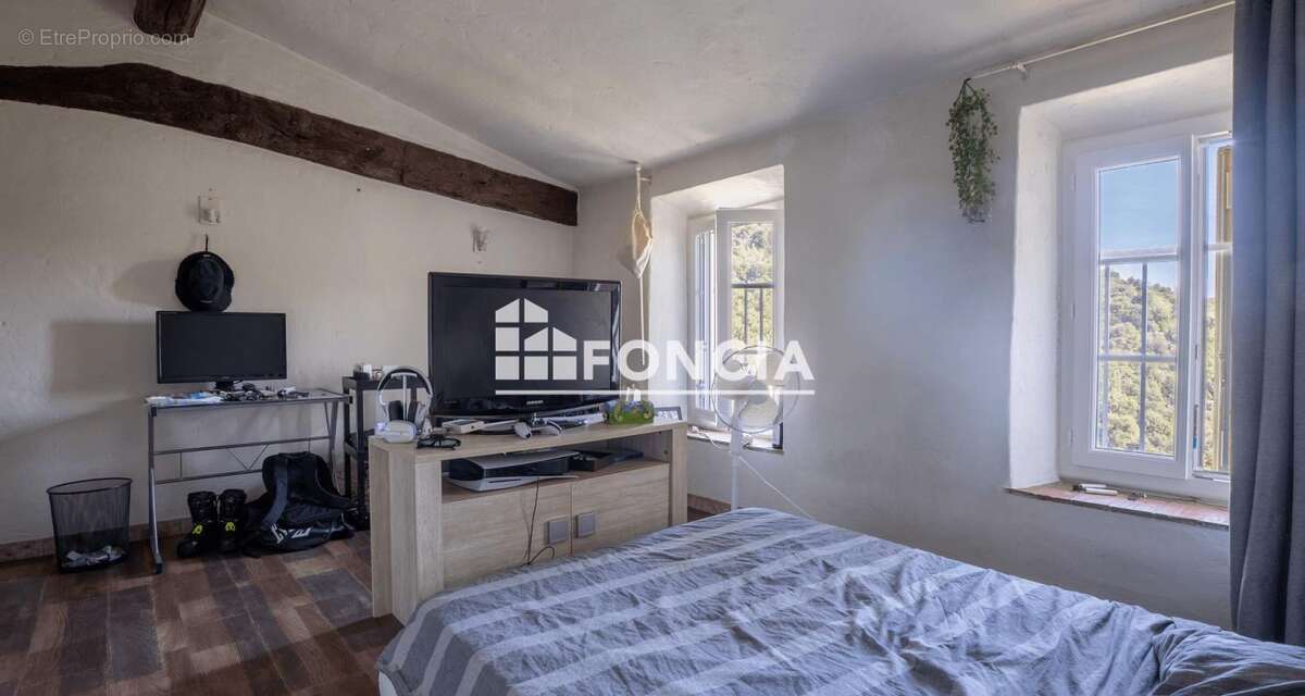 Maison à AURIBEAU-SUR-SIAGNE