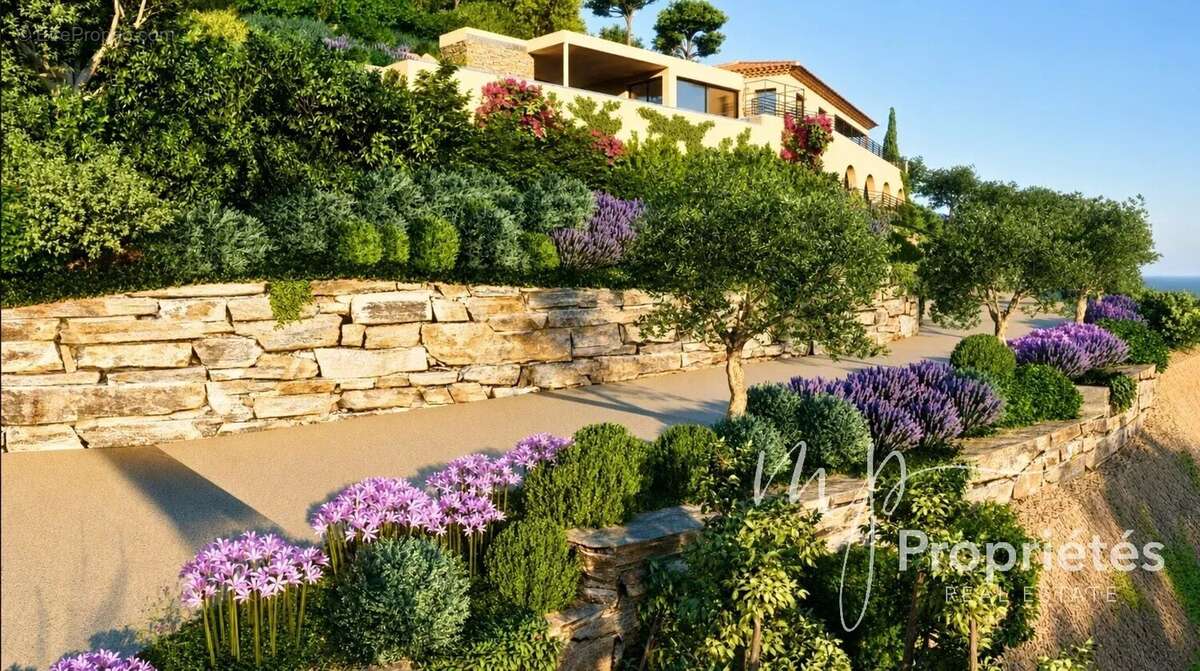 Terrain à RAYOL-CANADEL-SUR-MER