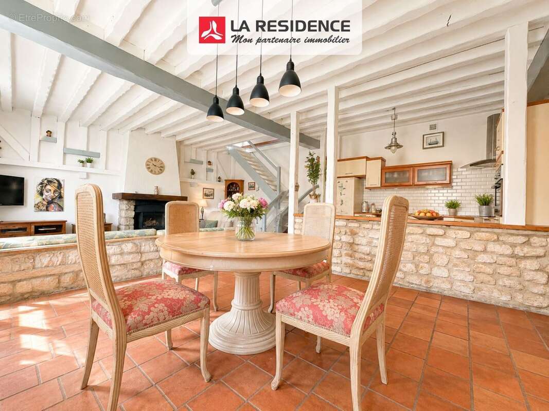 Maison 177 m² à Bonnieres-Sur-Seine  - photo 2