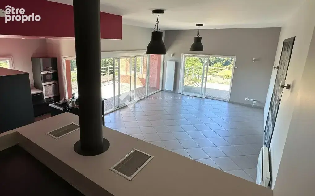 Maison 6 pièces 126 m² à vendre à Saint-Remy-Sur-Durolle (63550) - photo 6