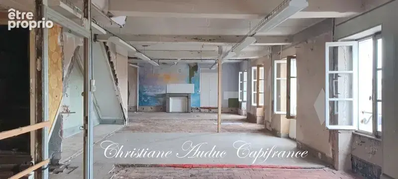 Immeuble de 168 m² entre Cluny et Charolles à Saint Bonnet de Joux - photo 6