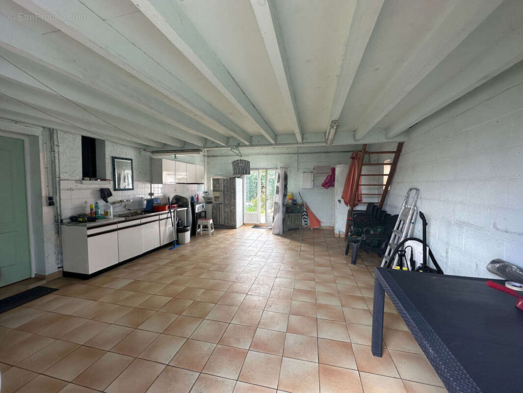 Maison à BOURCEFRANC-LE-CHAPUS