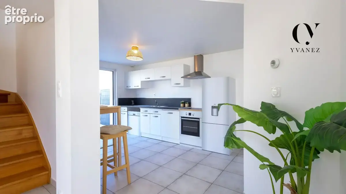 Maison contemporaine de 117 m2 avec 4 chambres, garage et jardin - photo 12