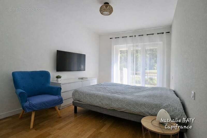 Rare à la vente - Spacieux appartement 150 m² – 7 pièces – 4 chambres – Terrasse, balcon, jardin – Dépendances – Ugine - photo 9