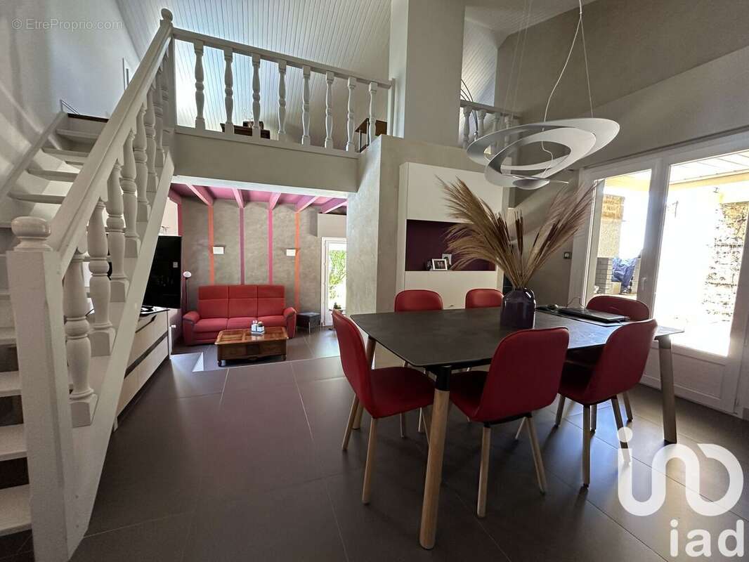 Maison 138 m² à Mercues  - photo 3