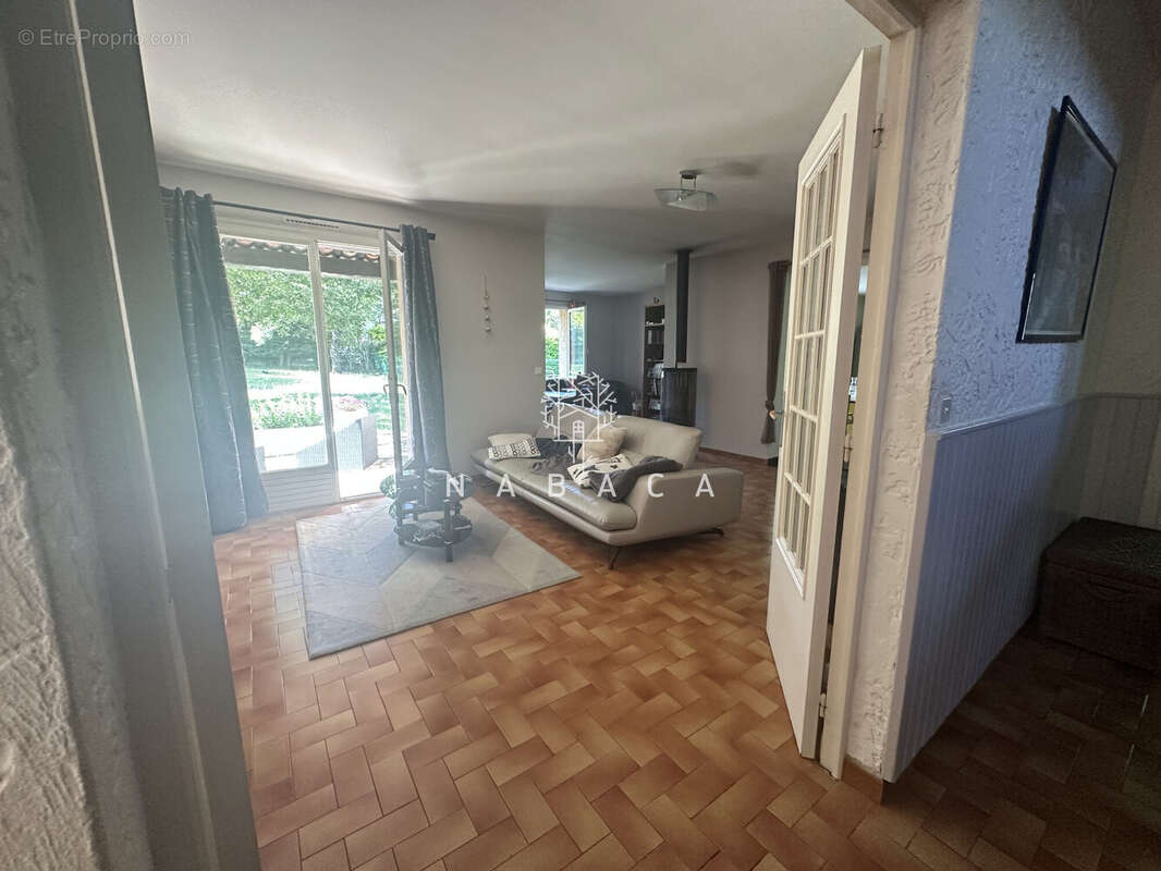 Maison à SAINT-VALLIER-DE-THIEY