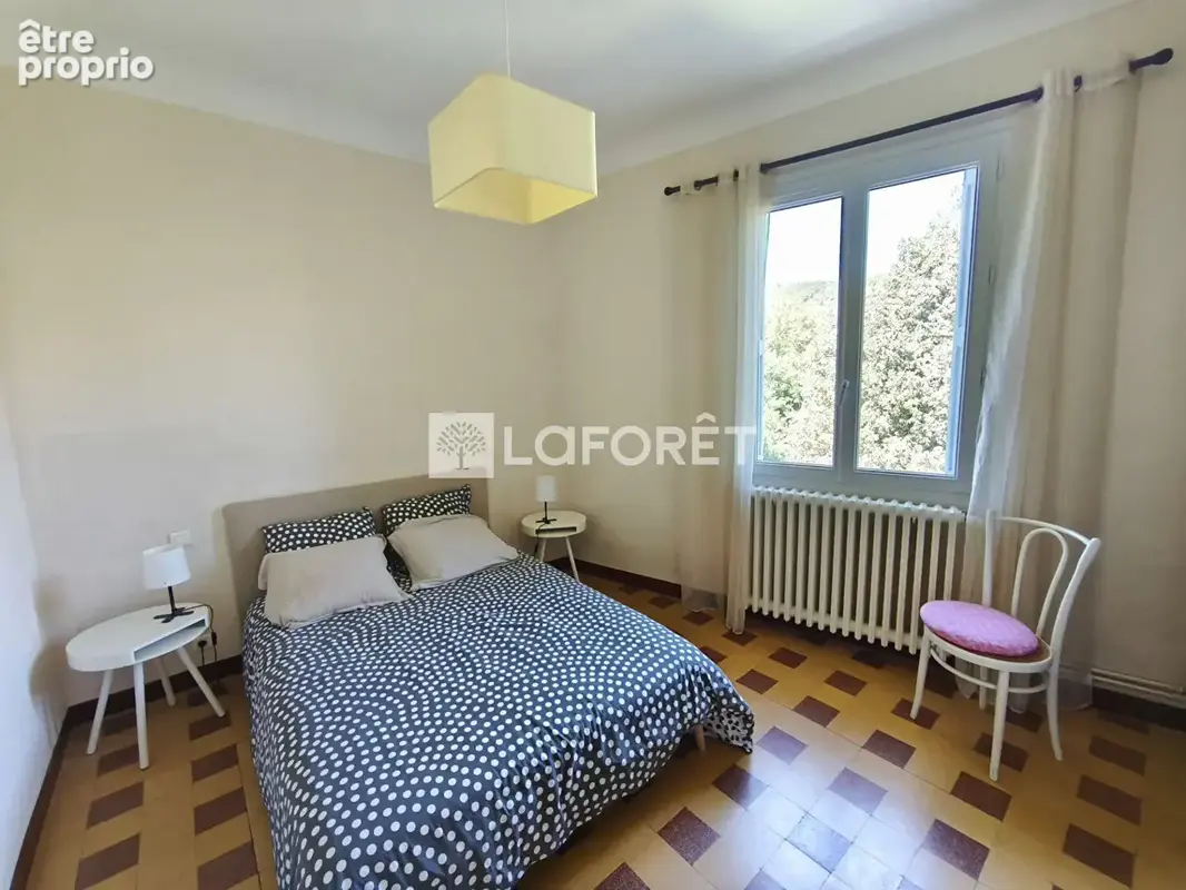 Maison à Reynes avec 2 logements, dépendances et grand terrain - photo 6