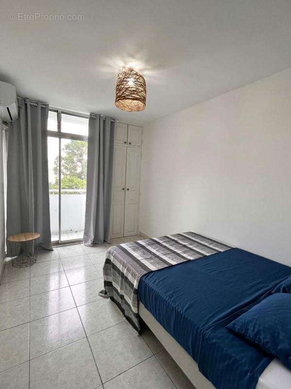 Appartement à POINTE-A-PITRE