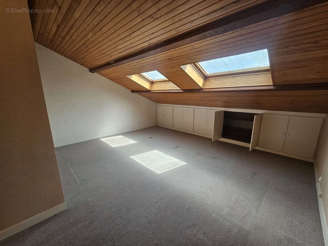 Appartement à LOUVECIENNES