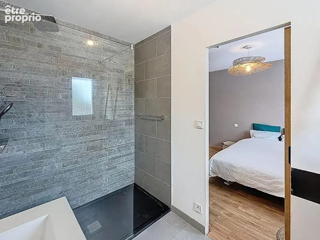 Maison de 175 m² avec T2 indépendant · Terrain 1 100 m² · Elven · 15 min de Vannes - photo 10
